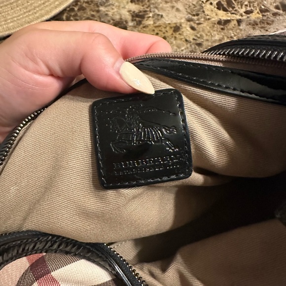 Never worn. Beautiful Burberry Nova Bowling Bag - Picture 4 of 5